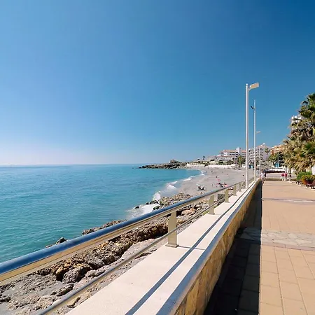 2 Bedroom Calle Carabeo, Free Wi-fi Apartment *