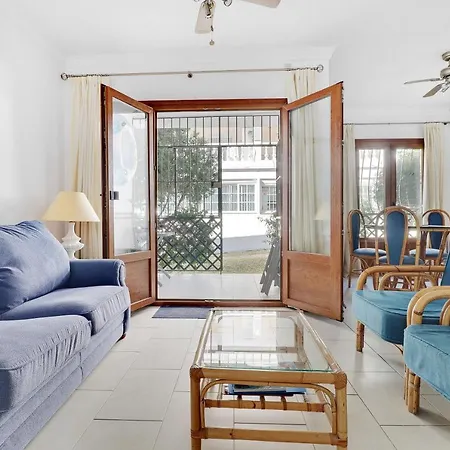 2 Bedroom Calle Carabeo, Free Wi-fi *
